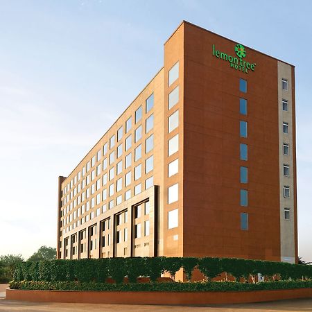 Lemon Tree Hotel Sohna Road Gurgaon Exterior foto