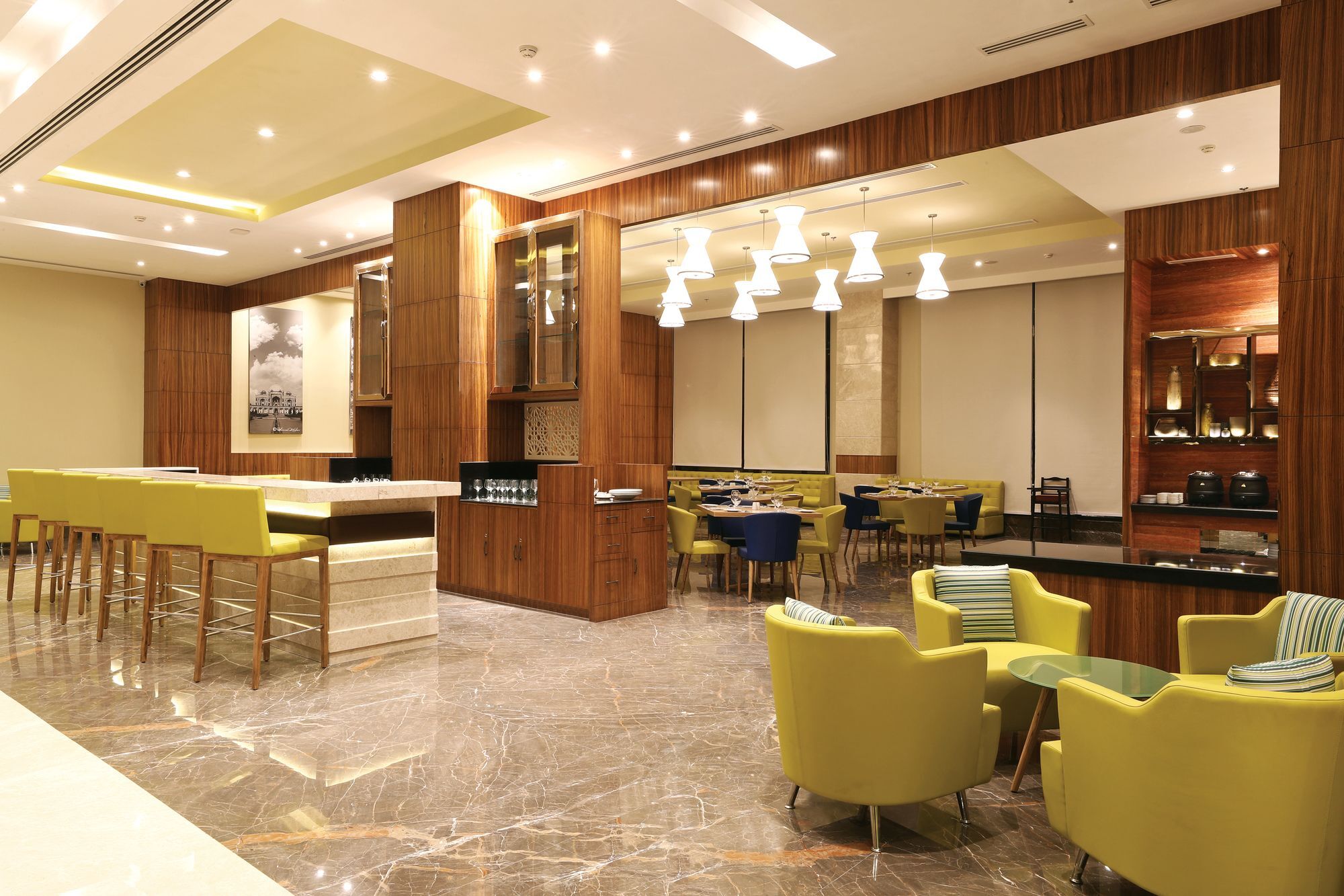 Lemon Tree Hotel Sohna Road Gurgaon Exterior foto